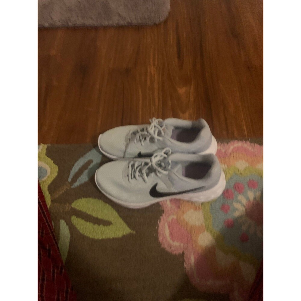 Nike Revolution 6 Running Shoes – Women’s Size 10 (DC3729‑004)